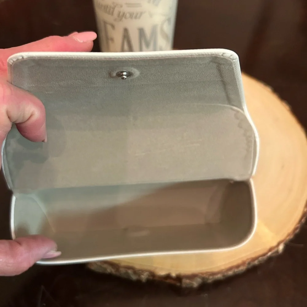 Michael Kors White Sunglasses Case Snap‎ Closure